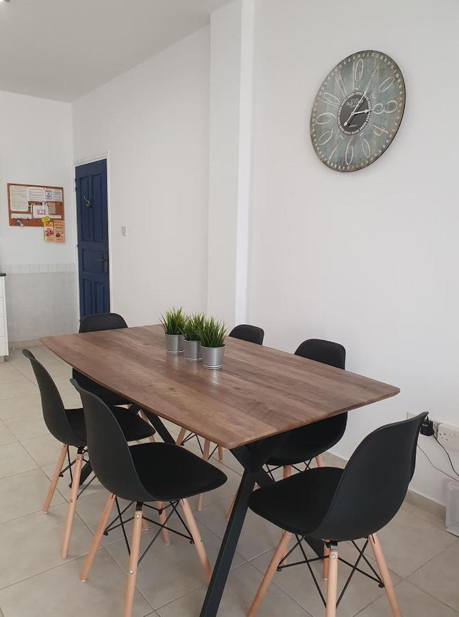 Apartamento Central Gem - 10 Min Walk To The Sea, Harbor And Mall Paphos Exterior foto